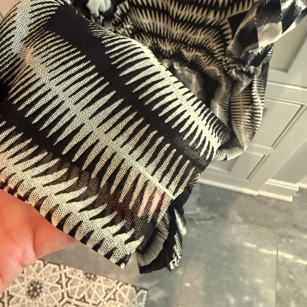 Jean Paul Gaultier Black and White Patterned adorable dress - Picture 6 of 10